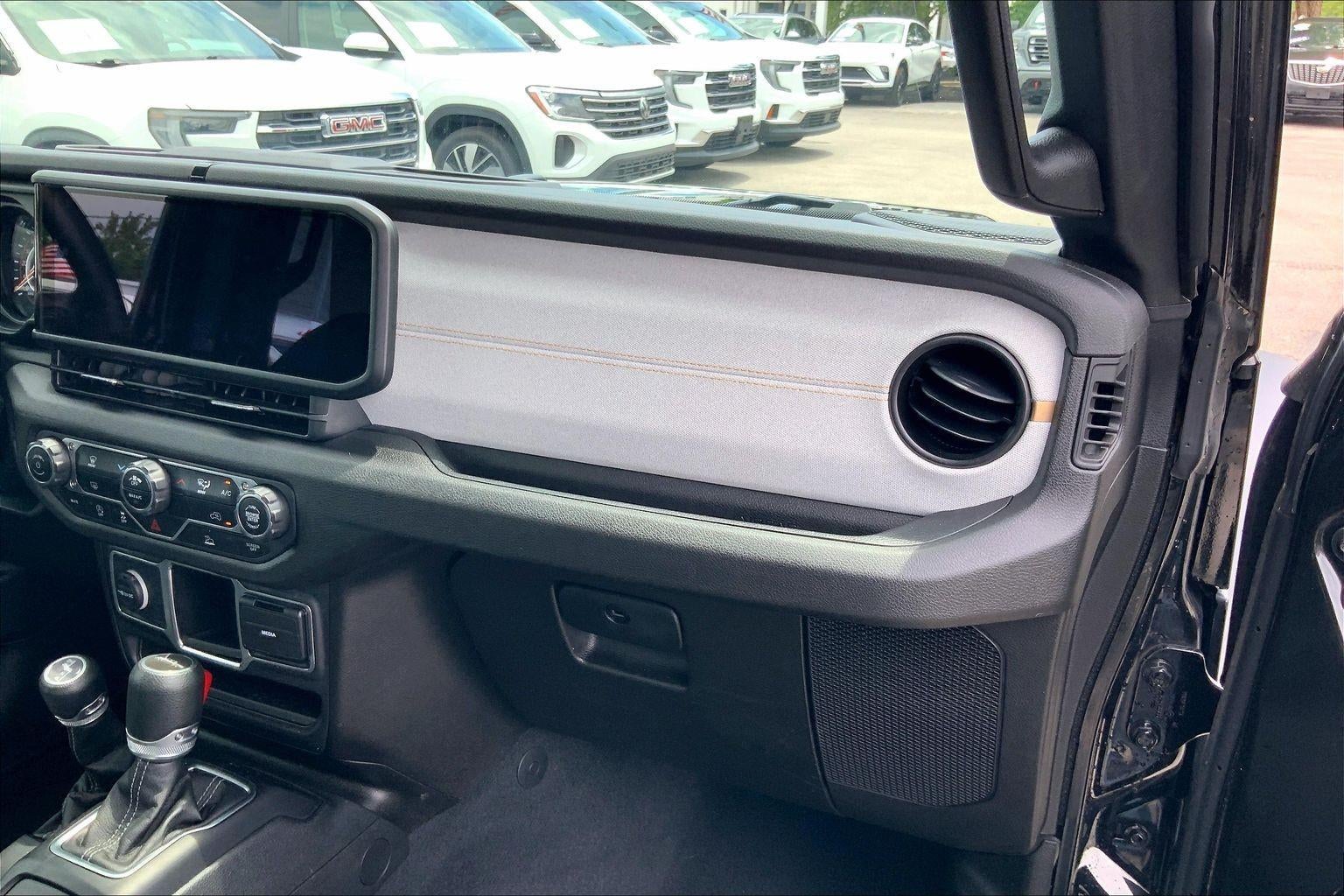 2024 Jeep Gladiator Sport