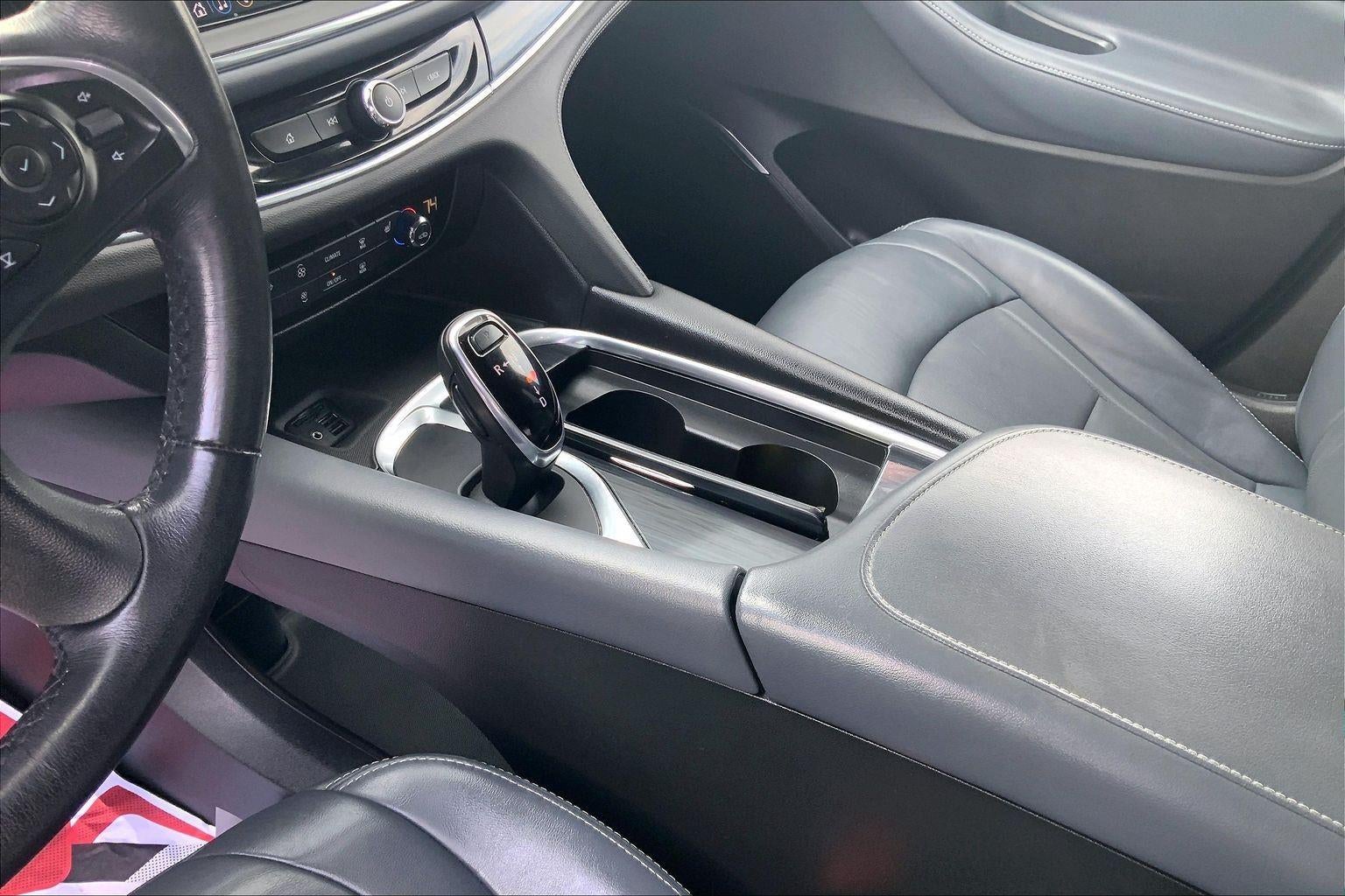 2021 Buick Enclave Essence