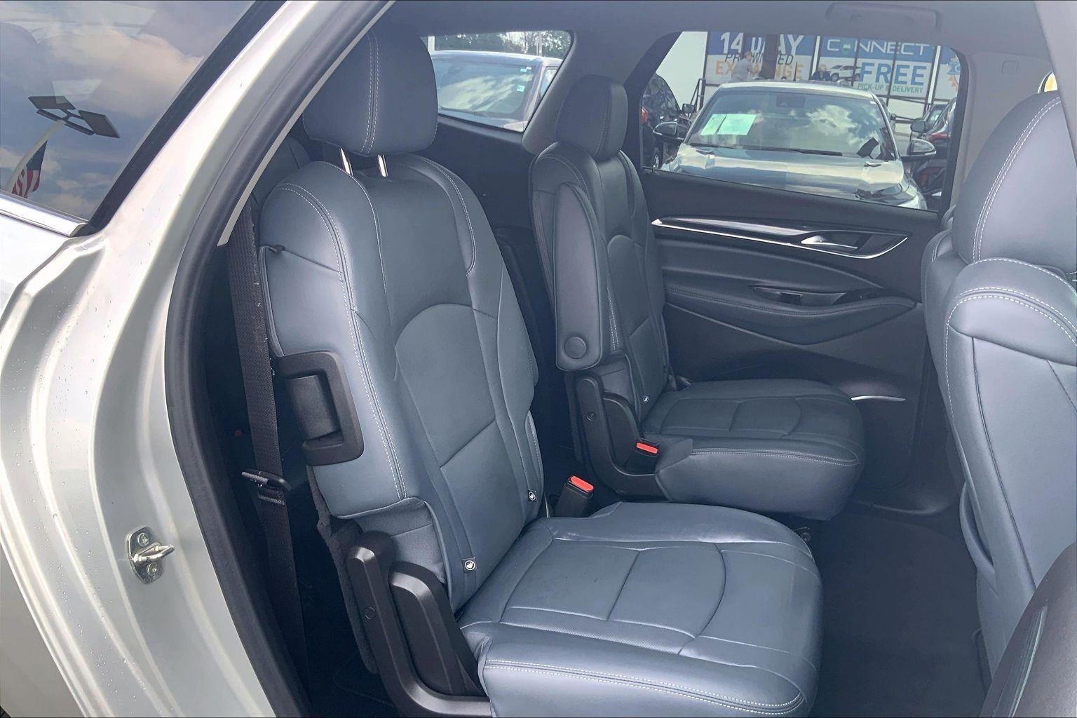 2021 Buick Enclave Essence