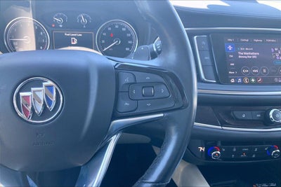 2023 Buick Enclave Essence