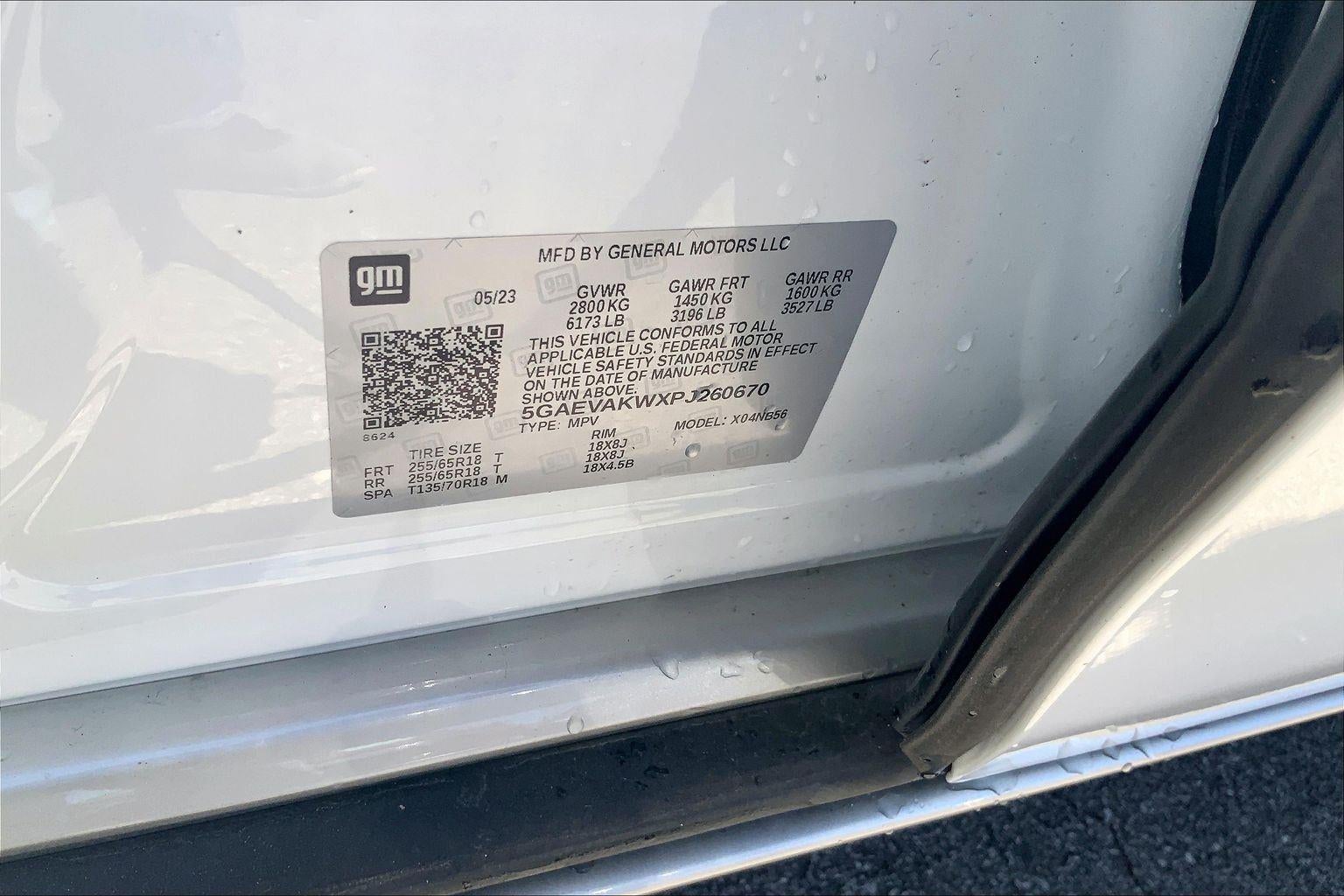 2023 Buick Enclave Essence