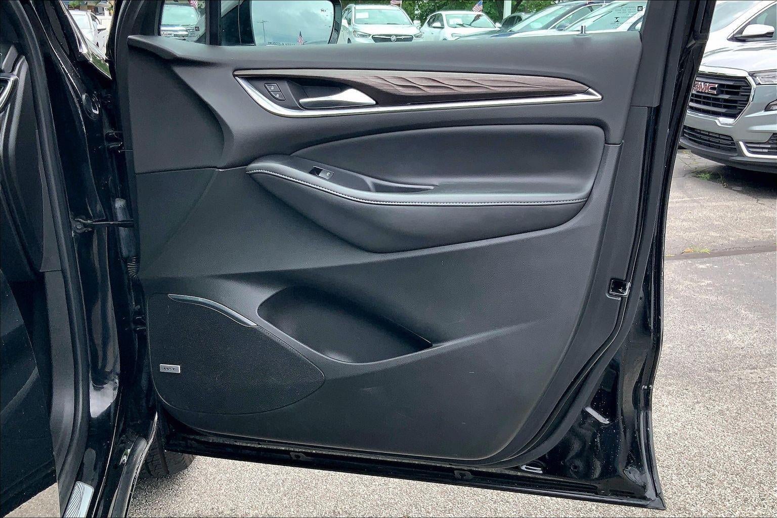 2022 Buick Enclave Avenir