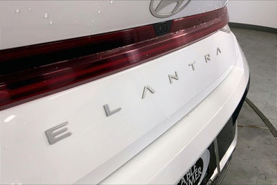 2025 Hyundai Elantra SEL Convenience