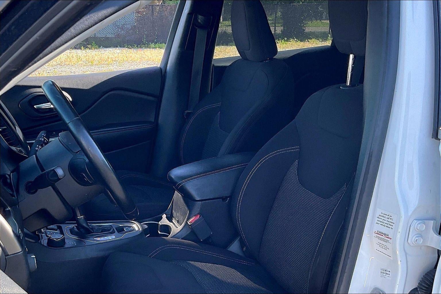 2019 Jeep Cherokee Latitude