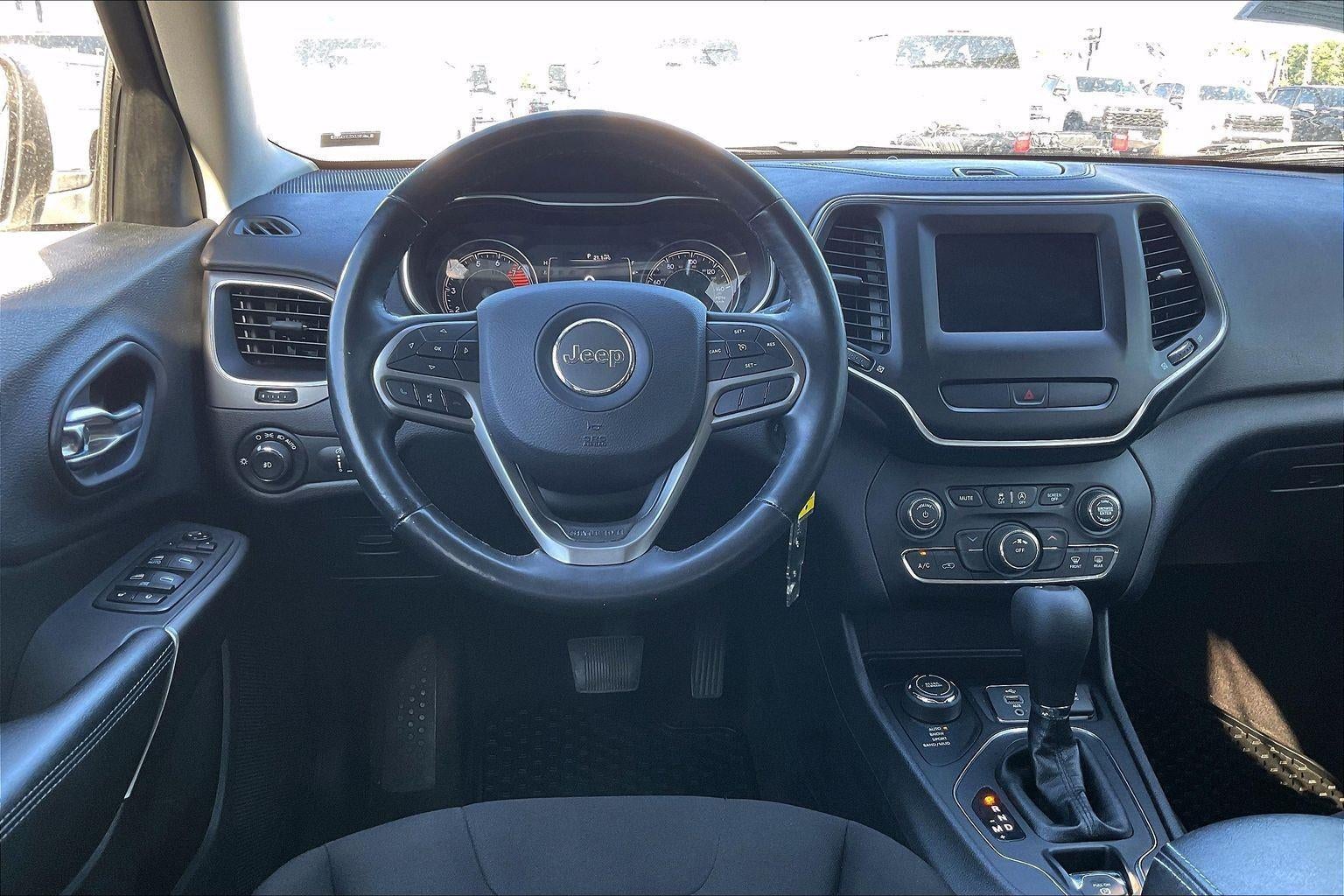 2019 Jeep Cherokee Latitude