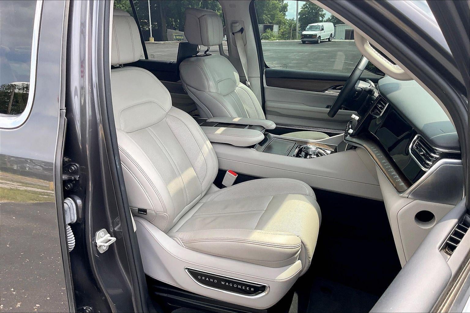 2023 Jeep Grand Wagoneer L 4DR 4WD