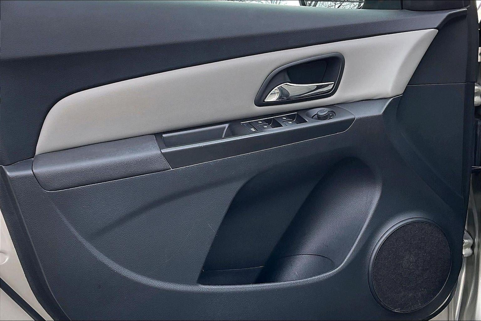 2013 Chevrolet Cruze LS