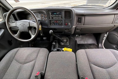 2004 Chevrolet Silverado 3500 HD REG CAB 4WD 161.5
