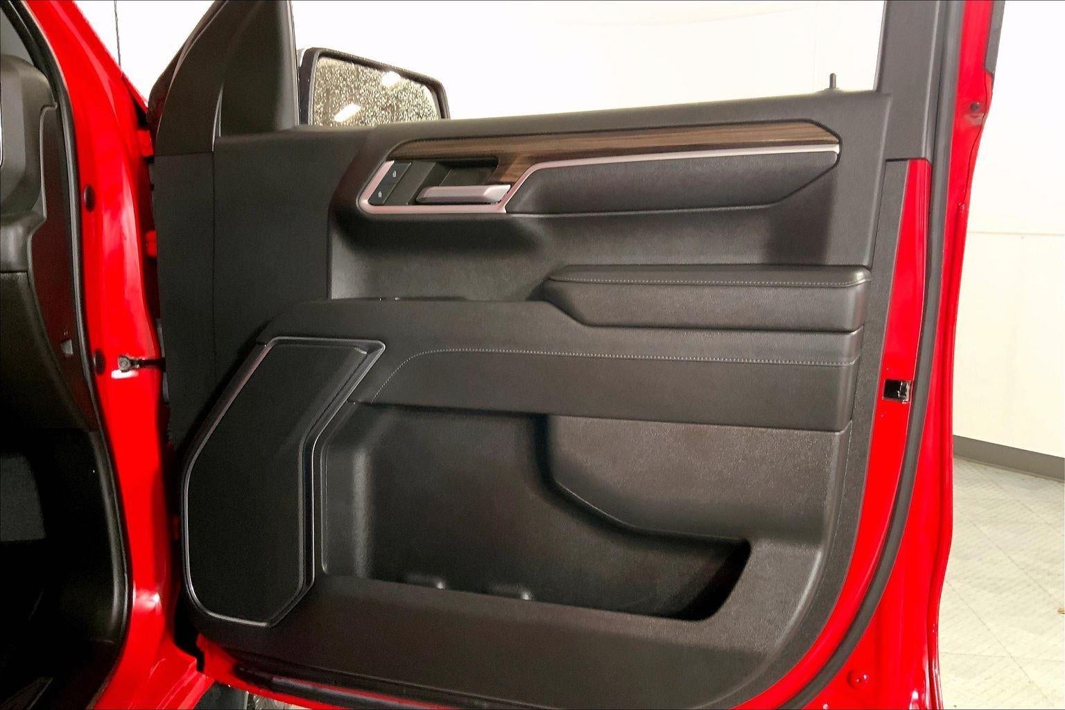 2022 Chevrolet Silverado 1500 LT (2FL)