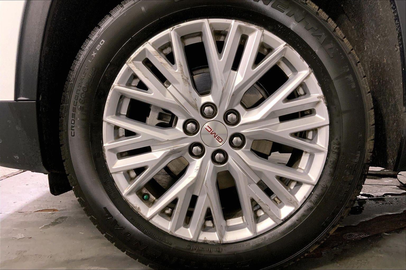 2024 GMC Acadia Elevation