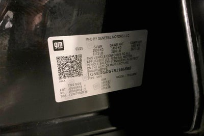 2025 Chevrolet Traverse LT