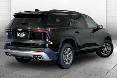 2024 Chevrolet Traverse LT