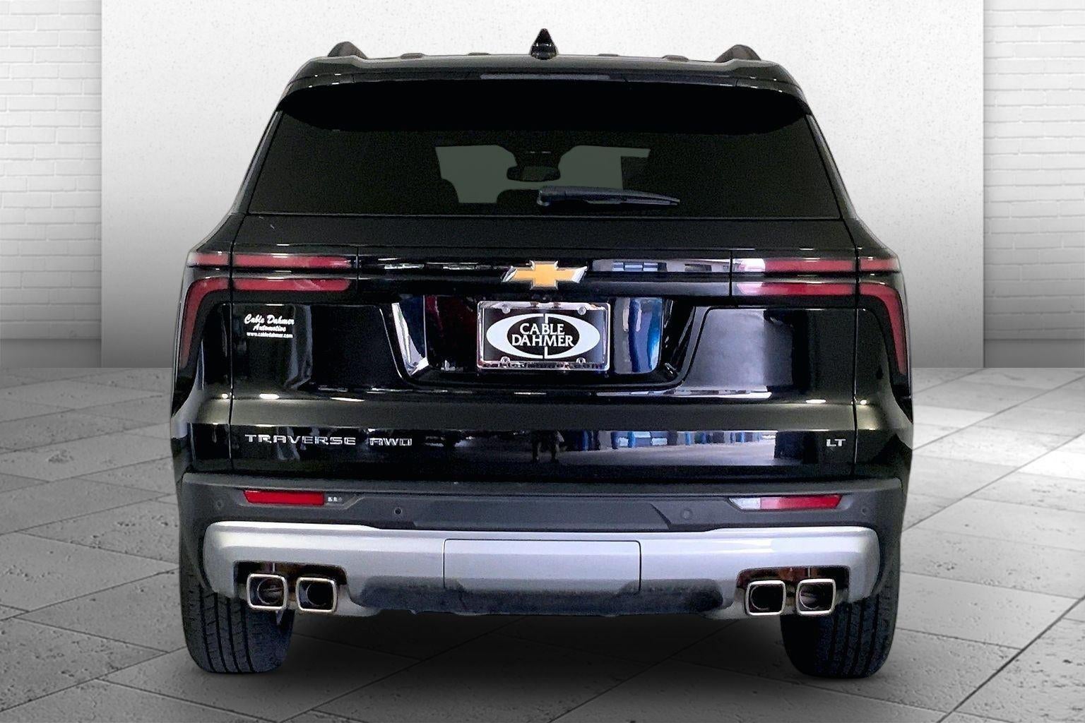 2024 Chevrolet Traverse LT
