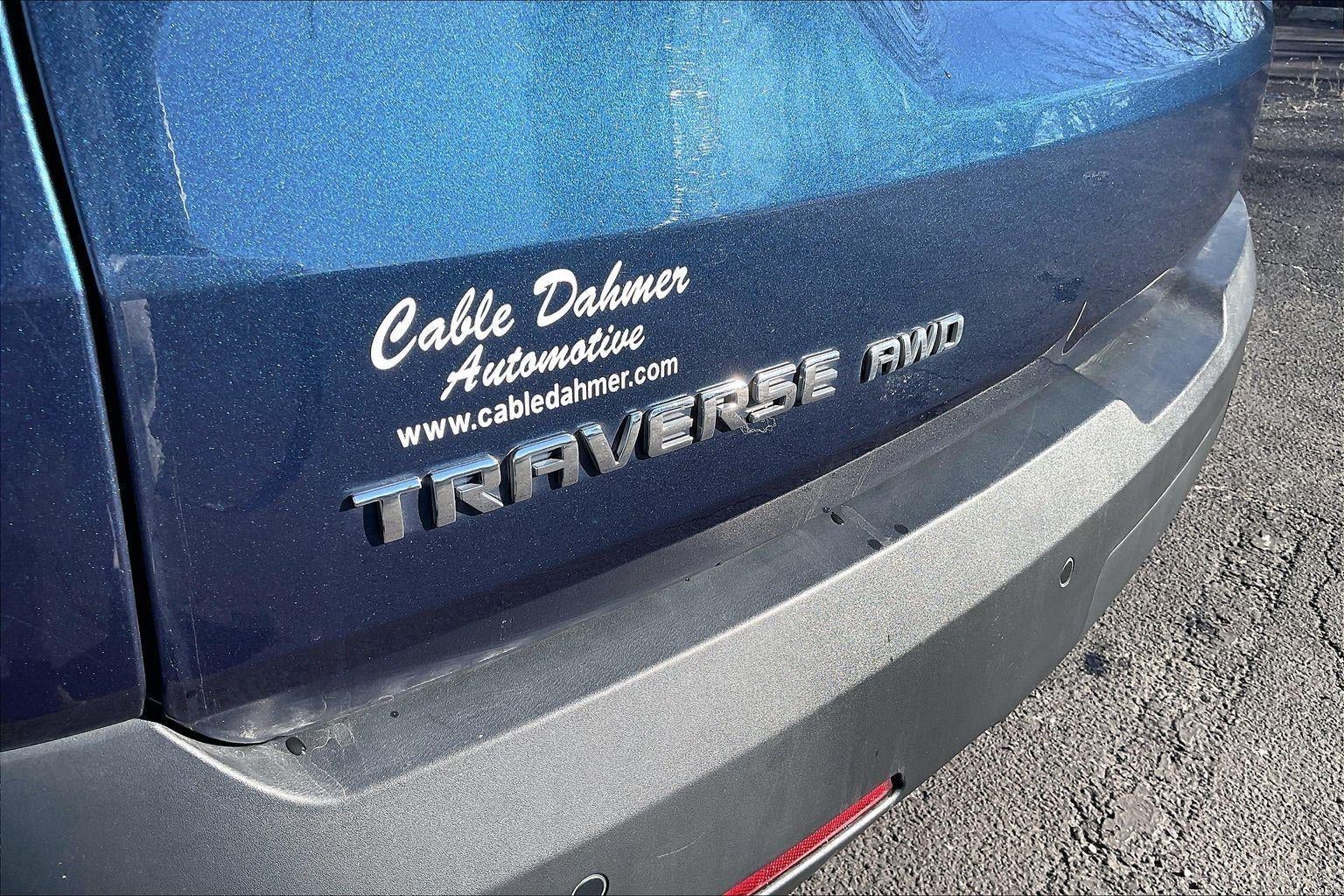 2022 Chevrolet Traverse LT Leather