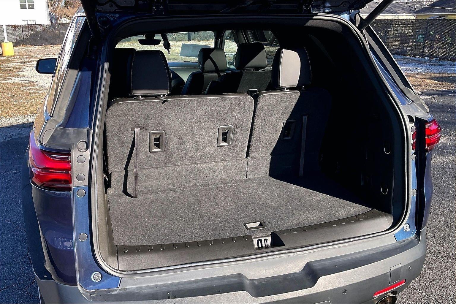 2022 Chevrolet Traverse LT Leather