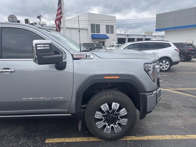 2025 GMC Sierra 2500 HD Denali