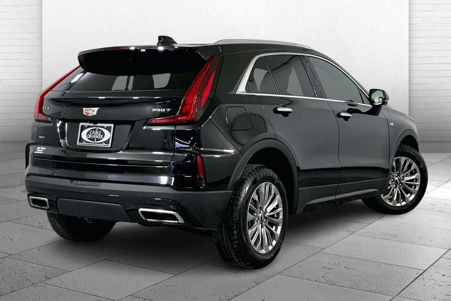 2024 Cadillac XT4 Premium Luxury