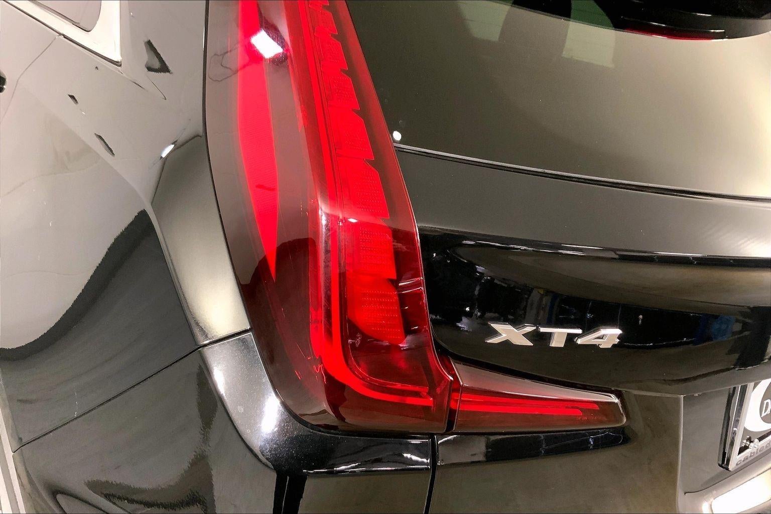 2024 Cadillac XT4 Premium Luxury
