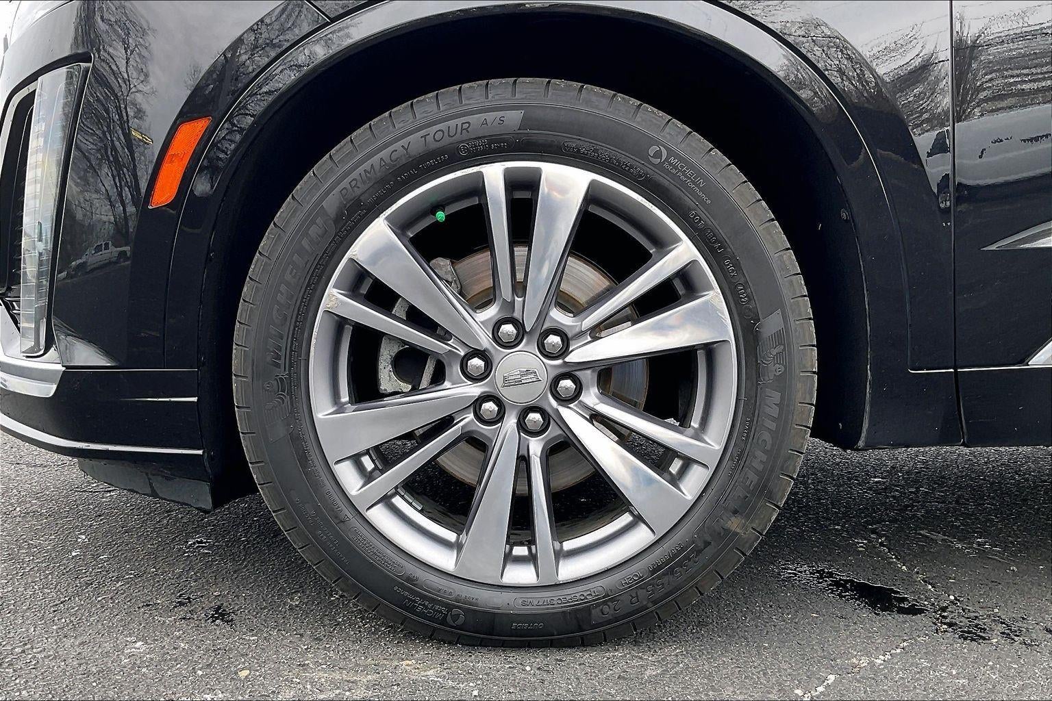 2020 Cadillac XT6 Premium Luxury