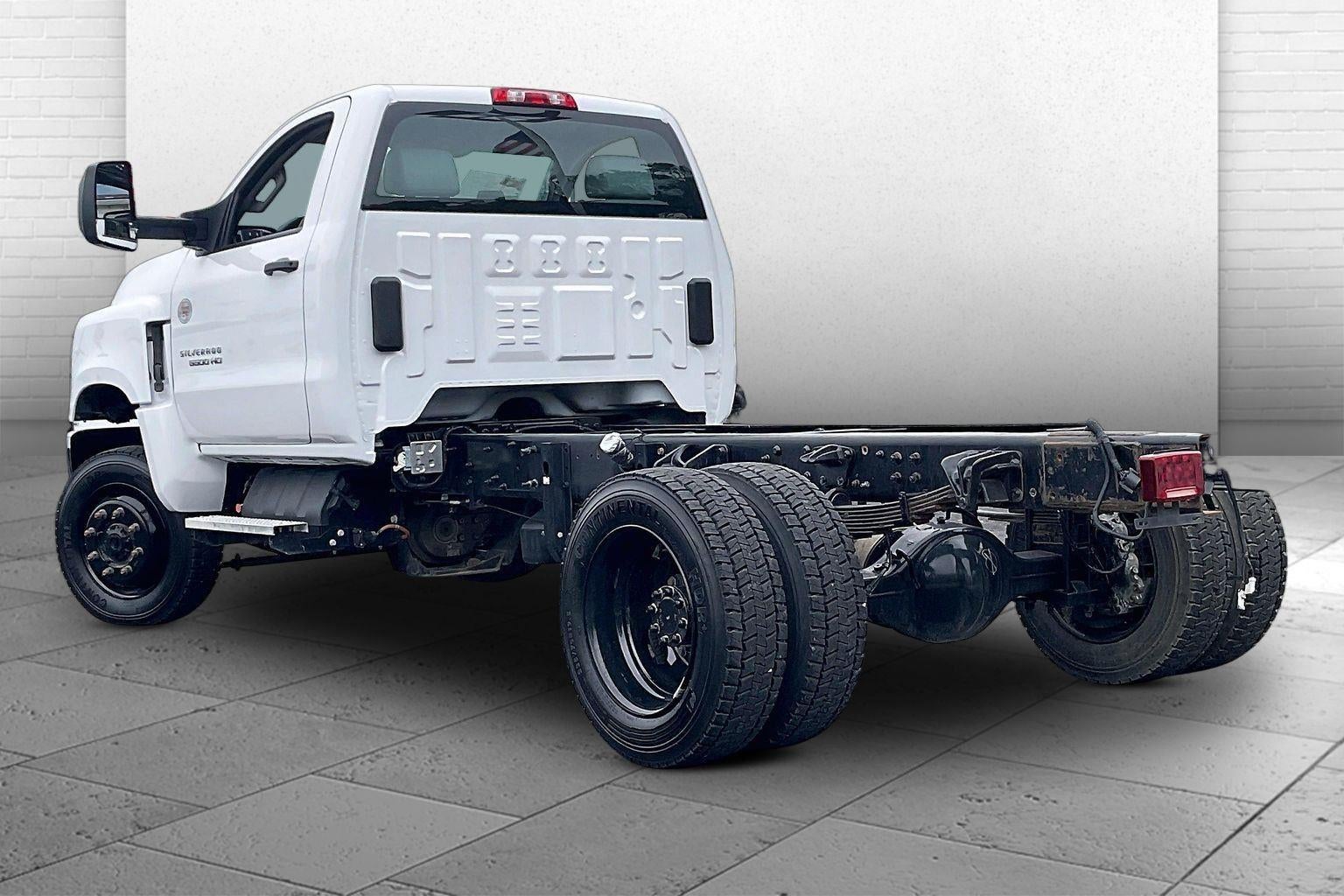 2023 Chevrolet Silverado 5500 HD Work Truck