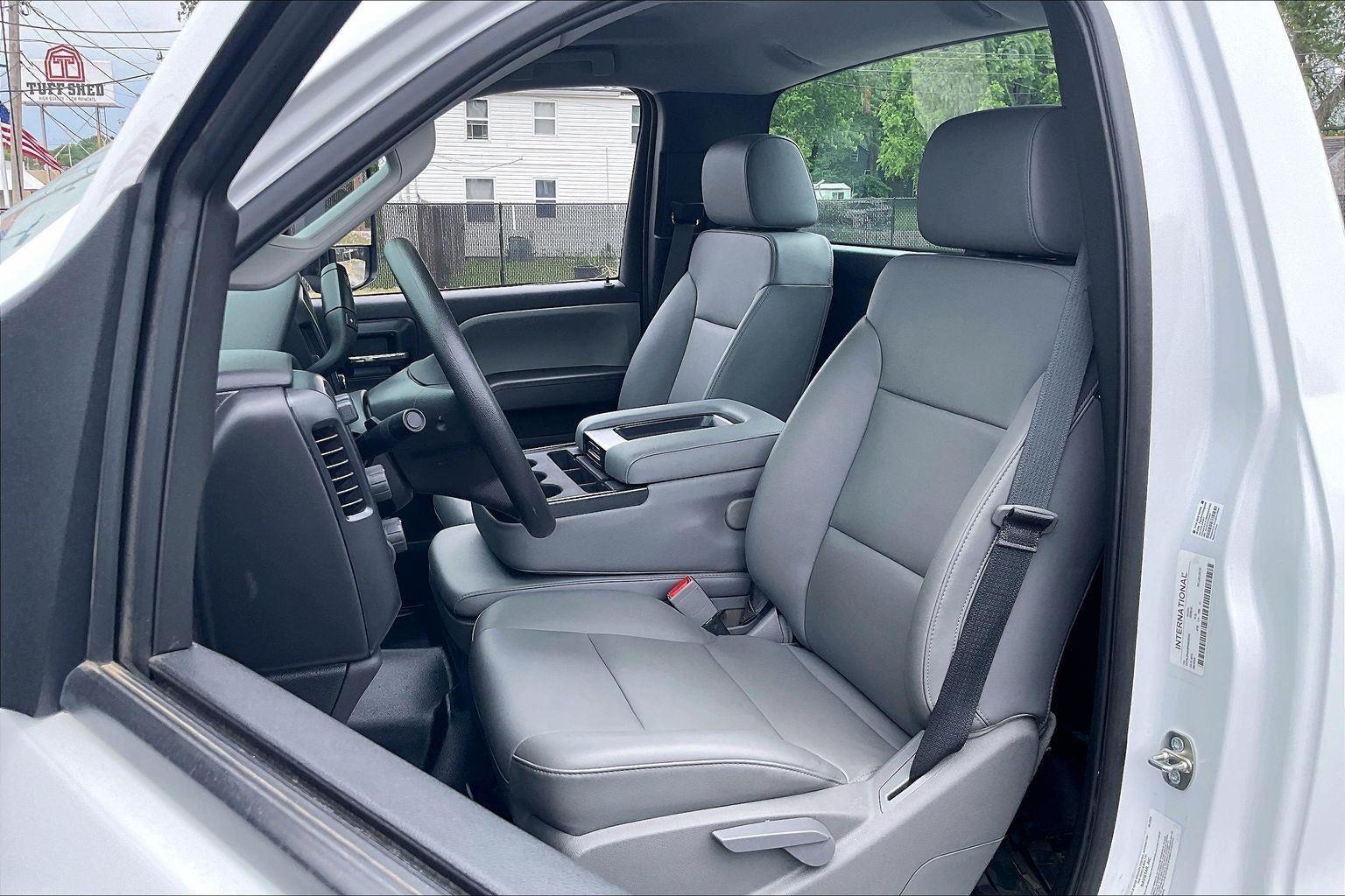 2023 Chevrolet Silverado 5500 HD Work Truck