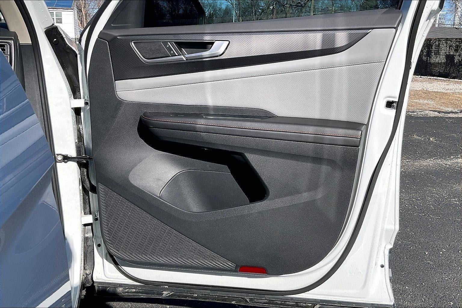 2025 Volkswagen Atlas 2.0T Peak Edition