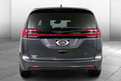 2022 Chrysler Pacifica Hybrid Limited