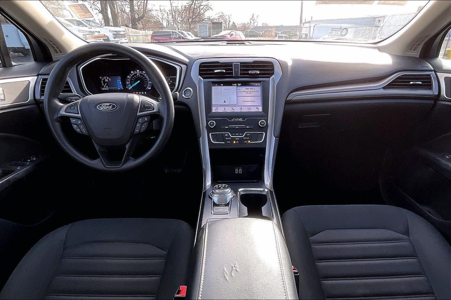 2019 Ford Fusion SE