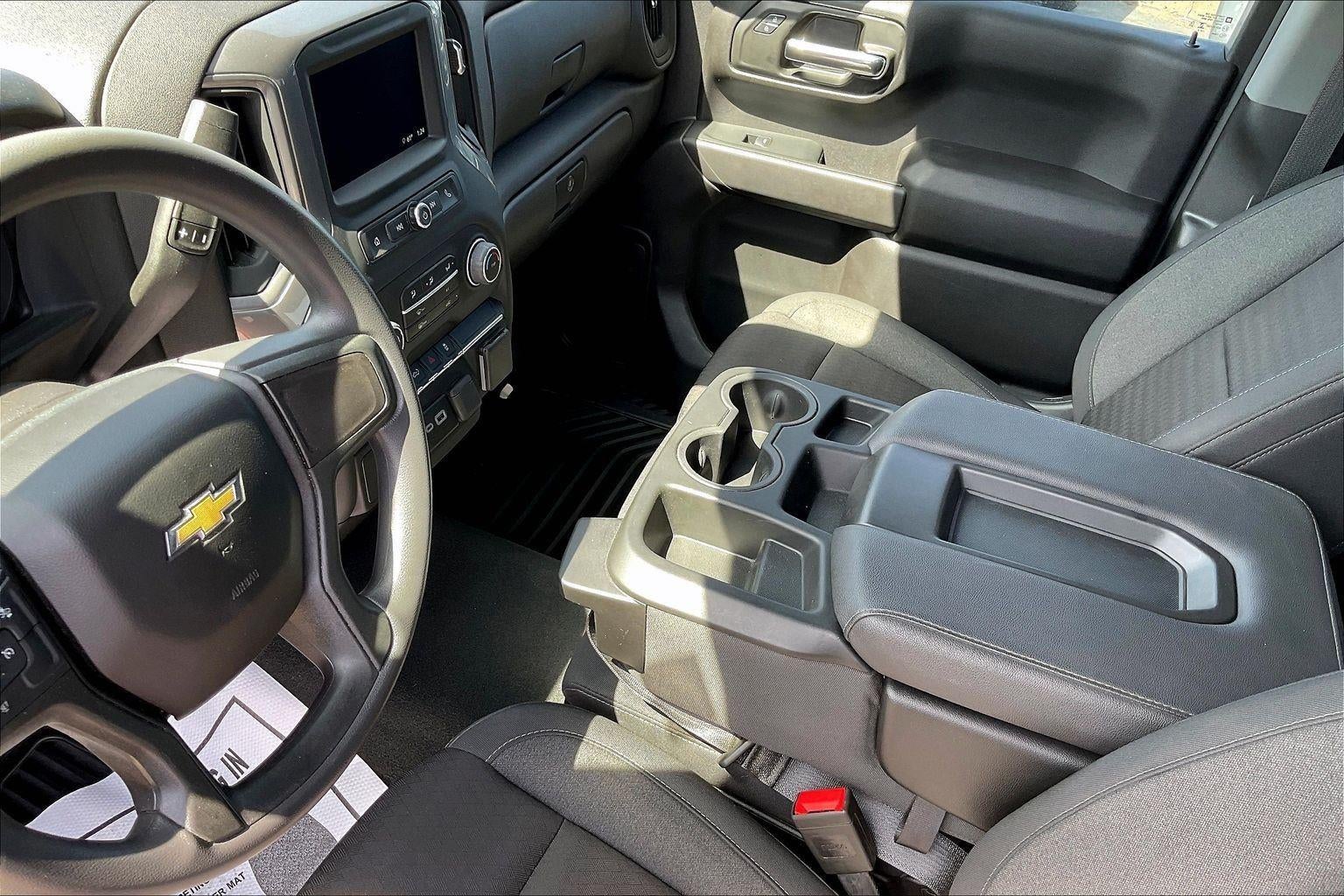 2024 Chevrolet Silverado 1500 Custom