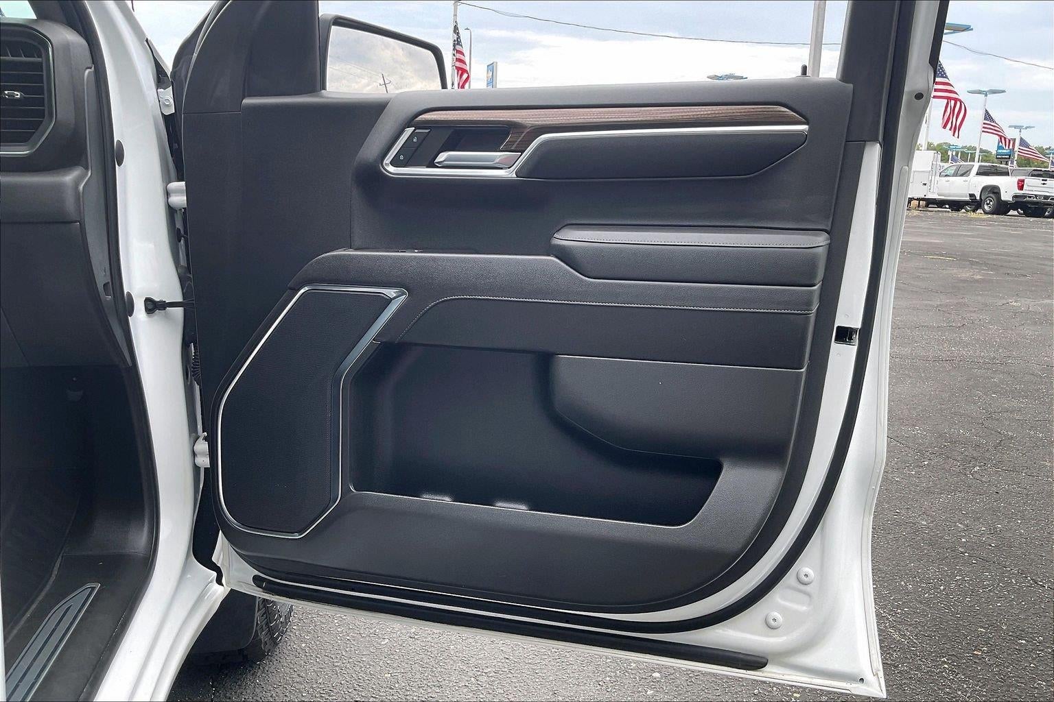2023 Chevrolet Silverado 1500 LT (2FL)