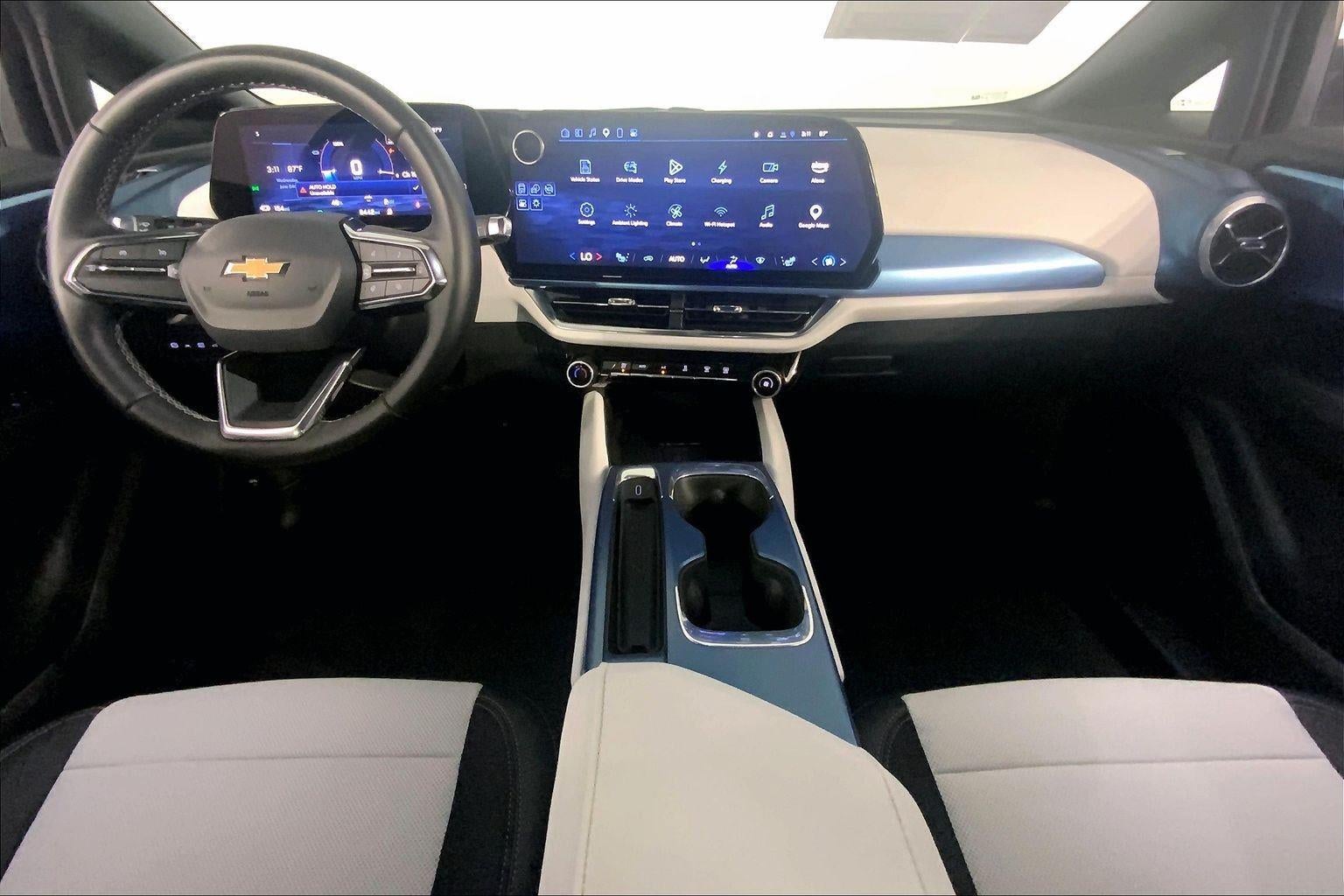 2025 Chevrolet Equinox EV LT