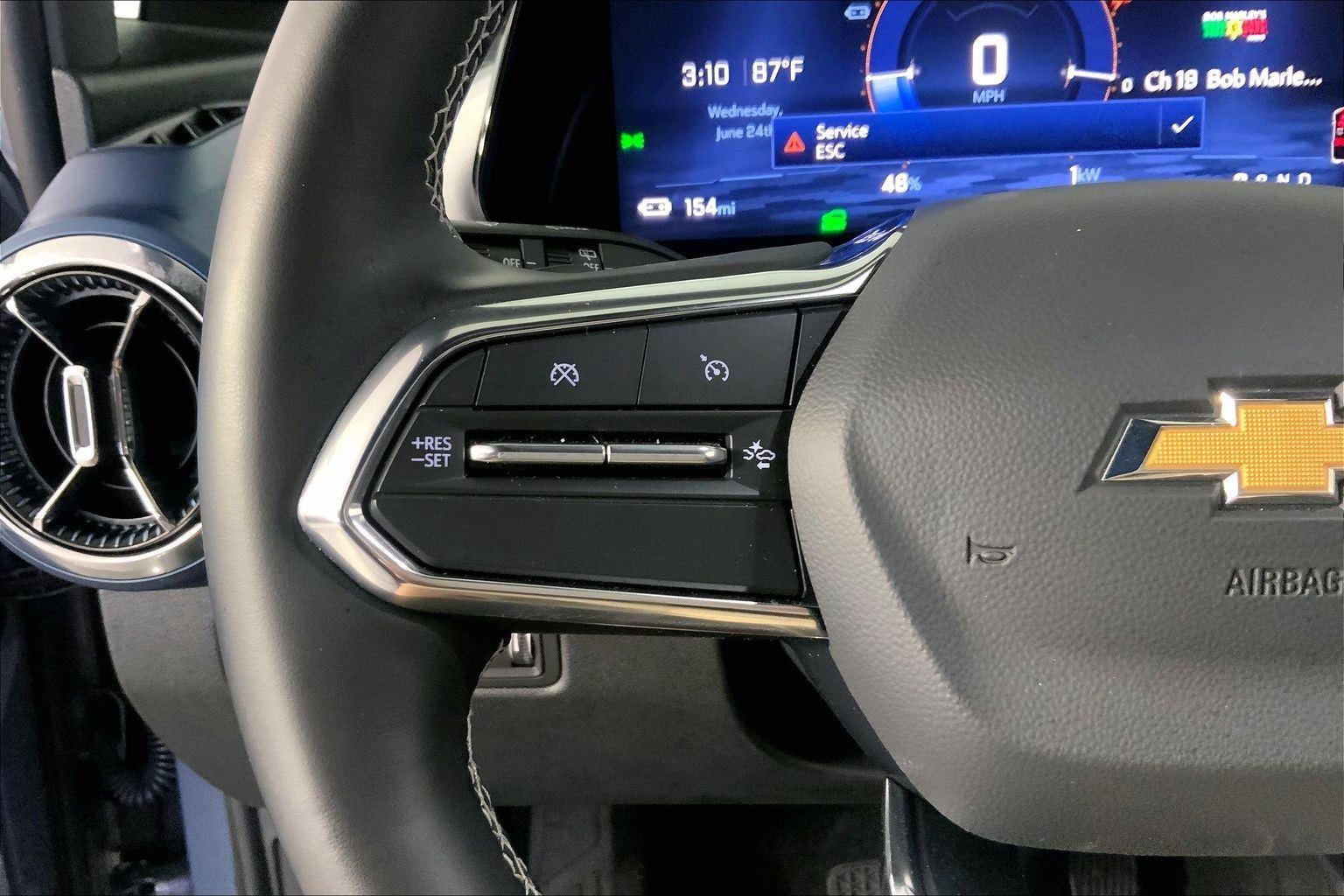 2025 Chevrolet Equinox EV LT