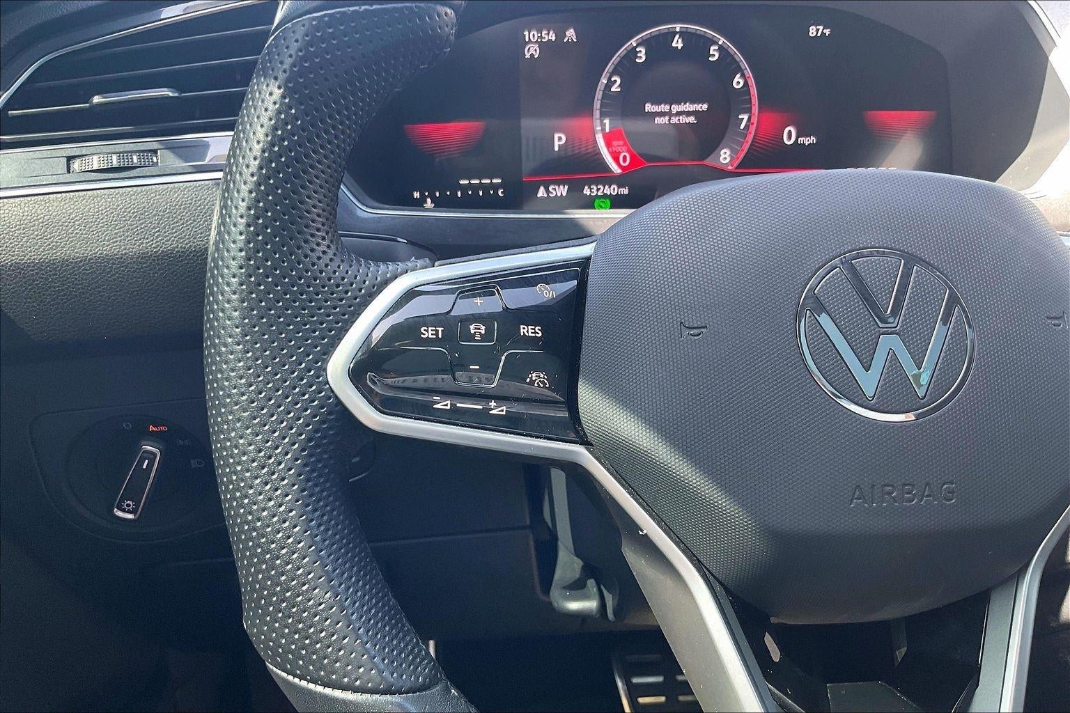 2023 Volkswagen Tiguan SE R-Line Black