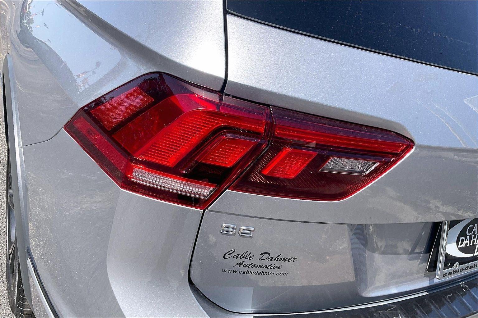 2023 Volkswagen Tiguan SE R-Line Black