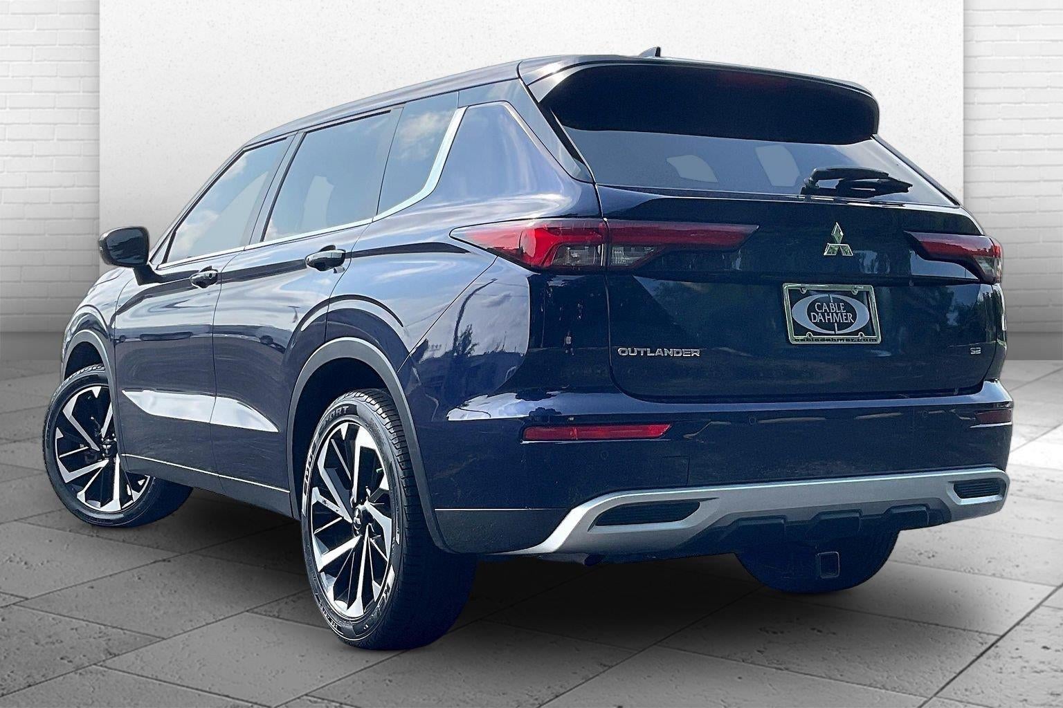 2024 Mitsubishi Outlander SE