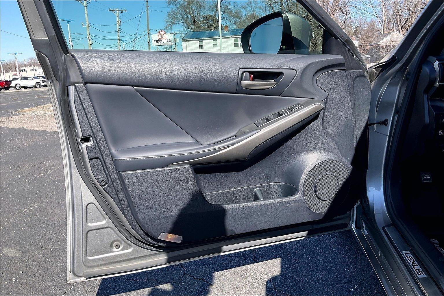 2018 Lexus IS IS 300