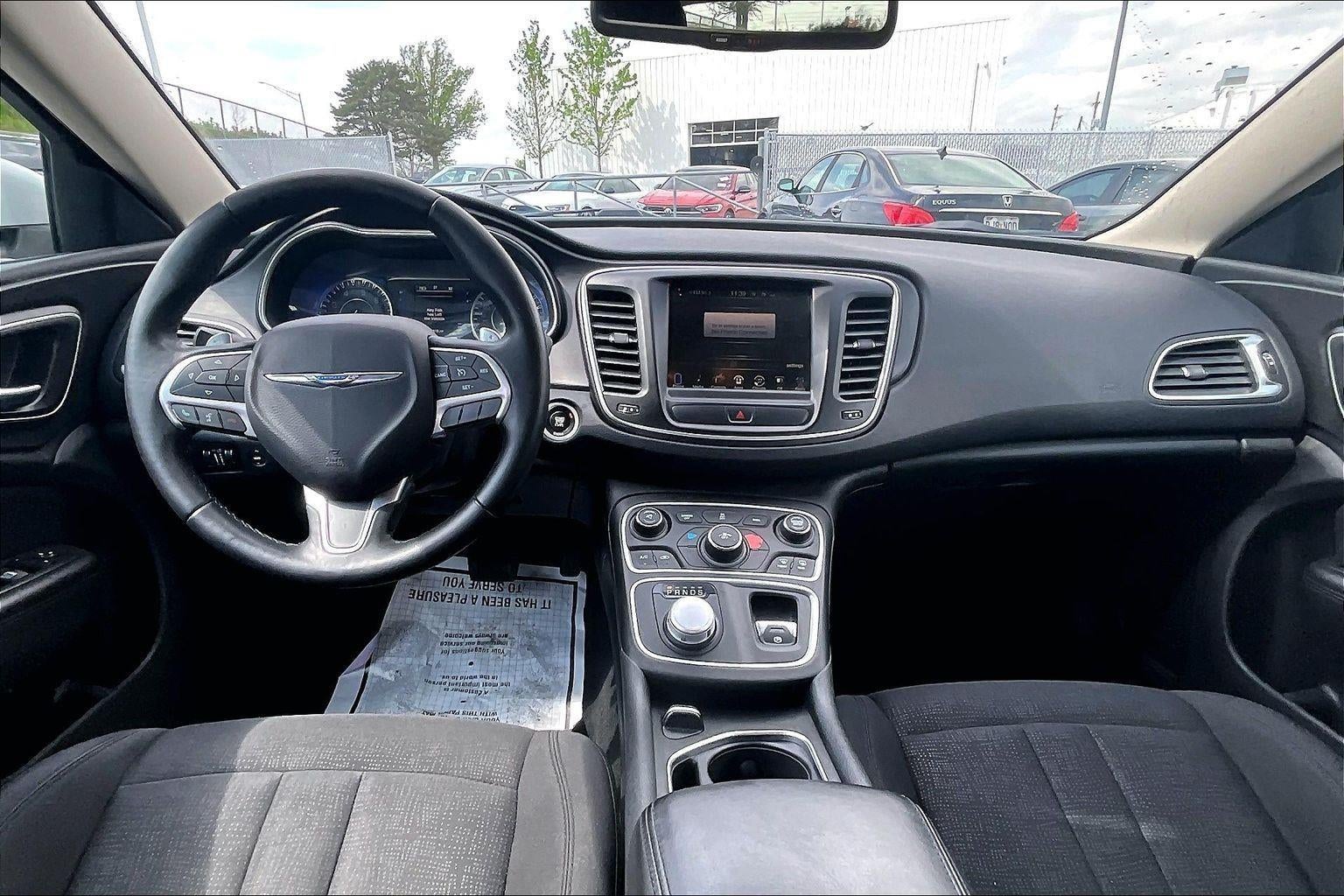 2016 Chrysler 200 Limited