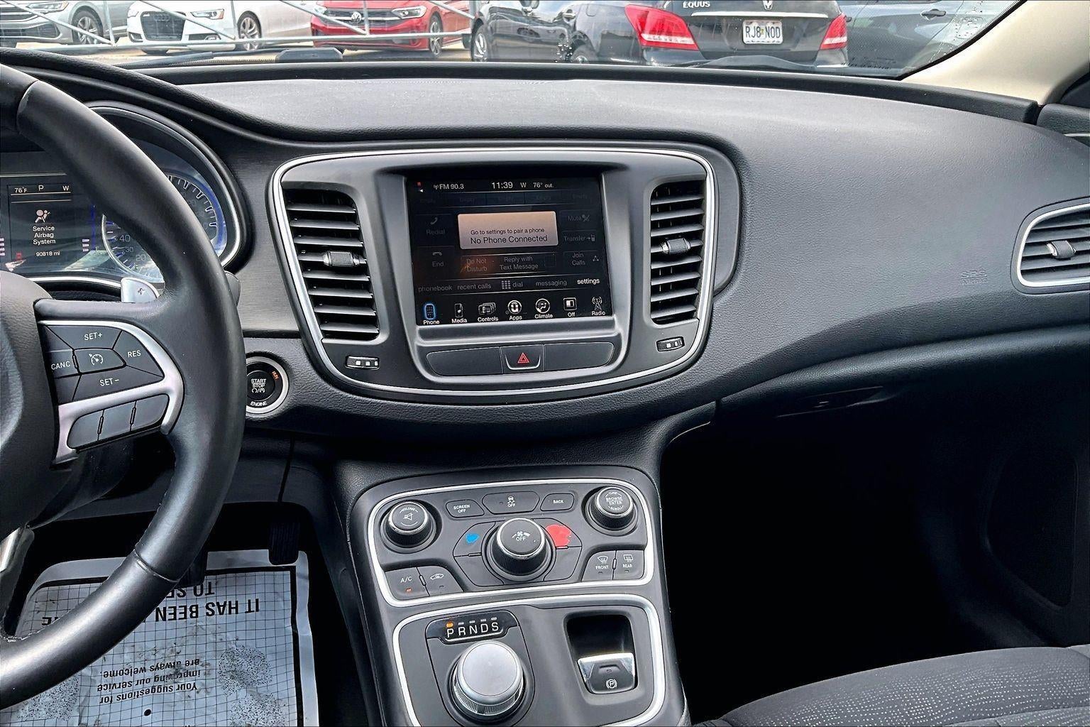 2016 Chrysler 200 Limited