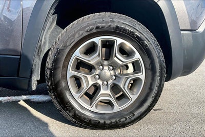 2022 Jeep Cherokee Trailhawk