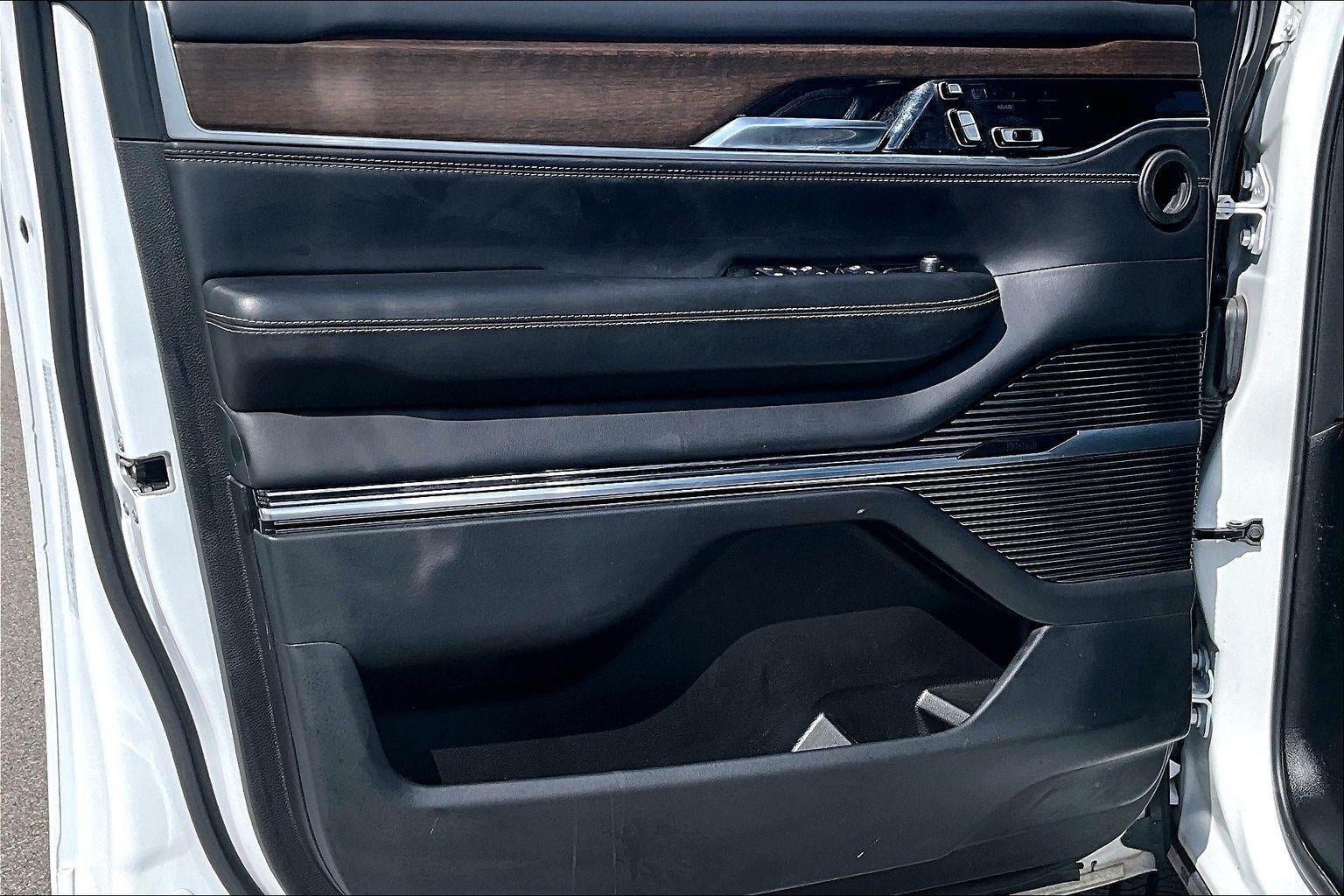 2023 Jeep Grand Wagoneer L Series II