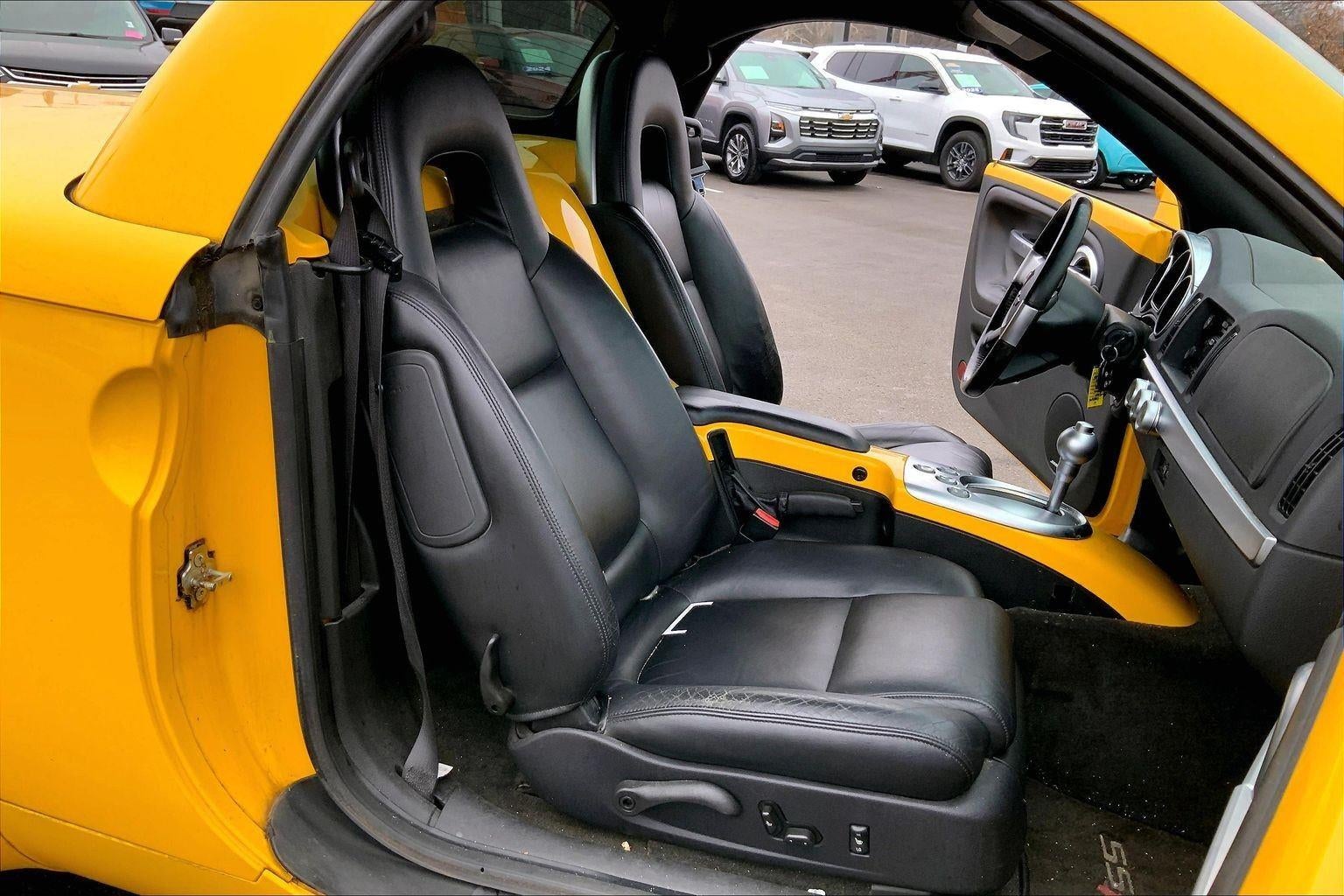 2004 Chevrolet SSR LS