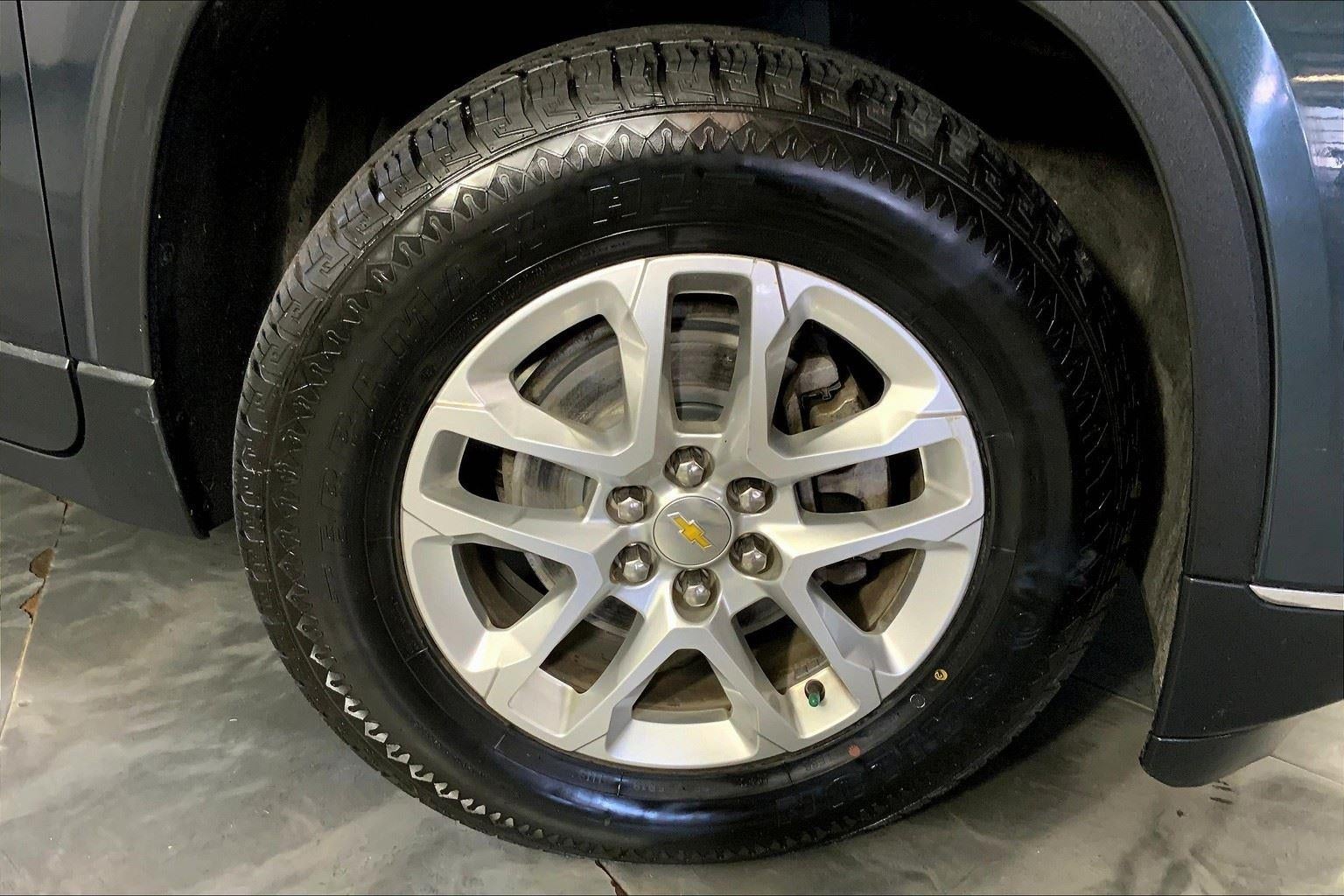 2020 Chevrolet Traverse LT Cloth