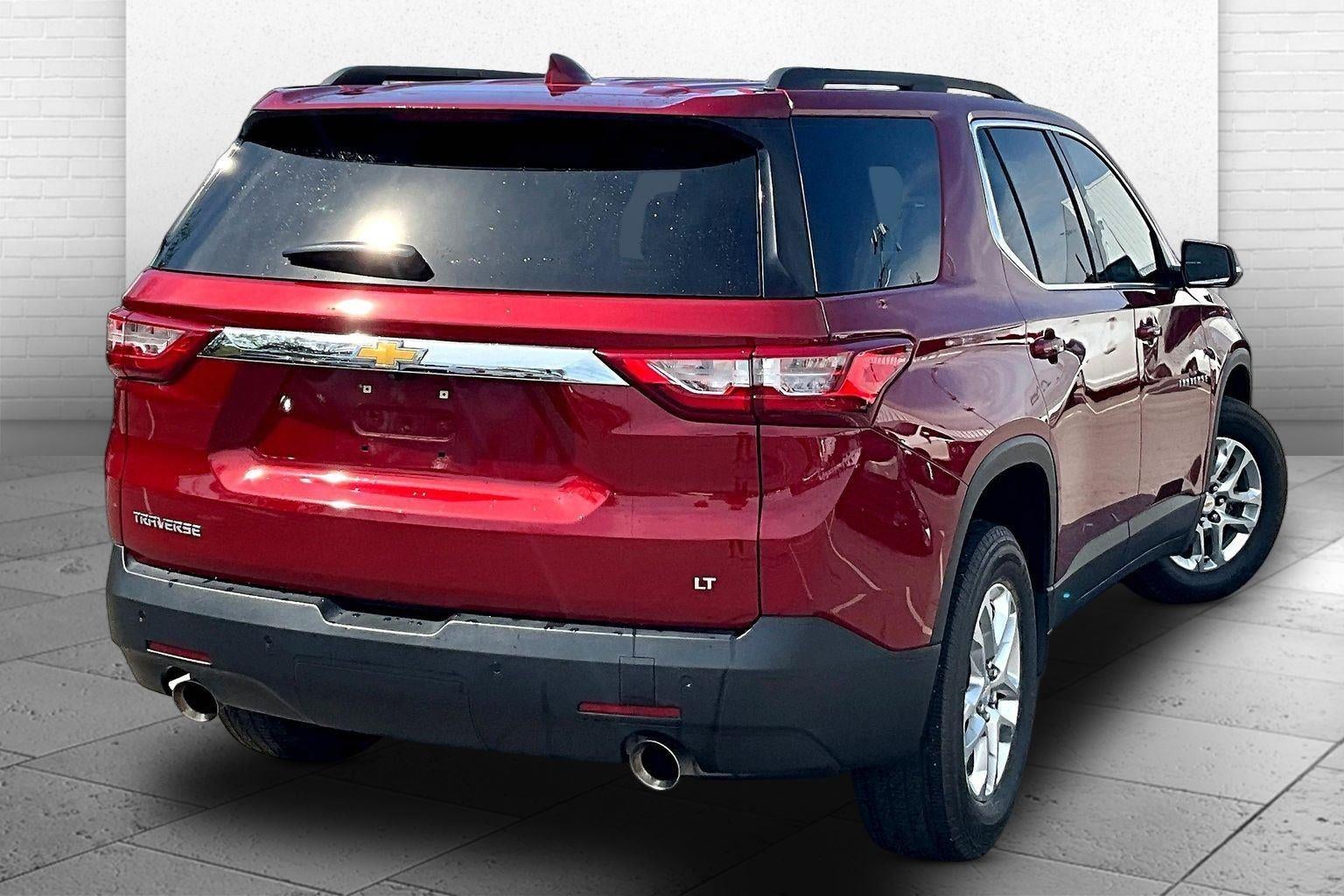2021 Chevrolet Traverse LT Leather