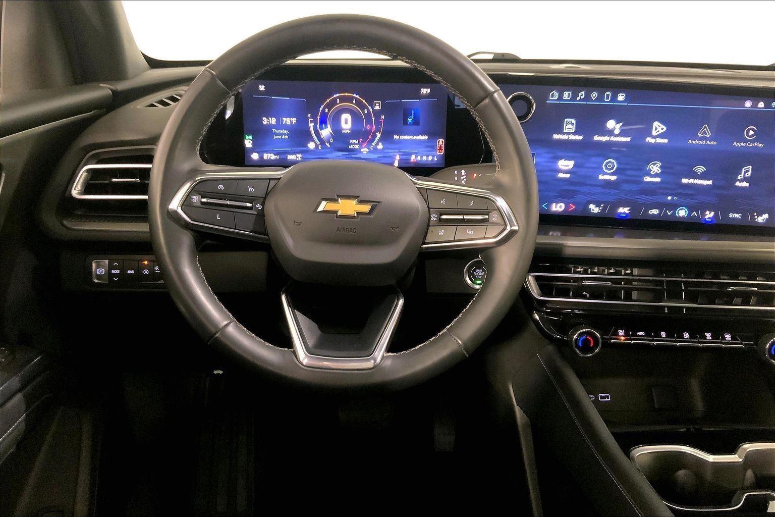 2024 Chevrolet Traverse LT