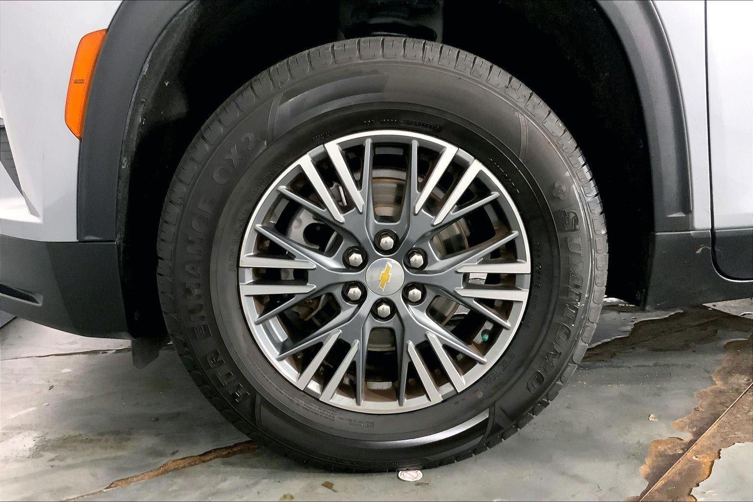2024 Chevrolet Traverse LT