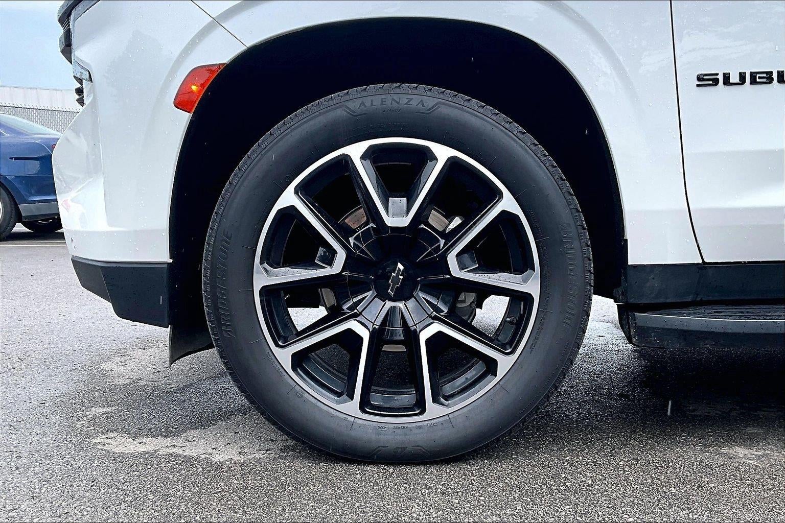 2023 Chevrolet Suburban RST