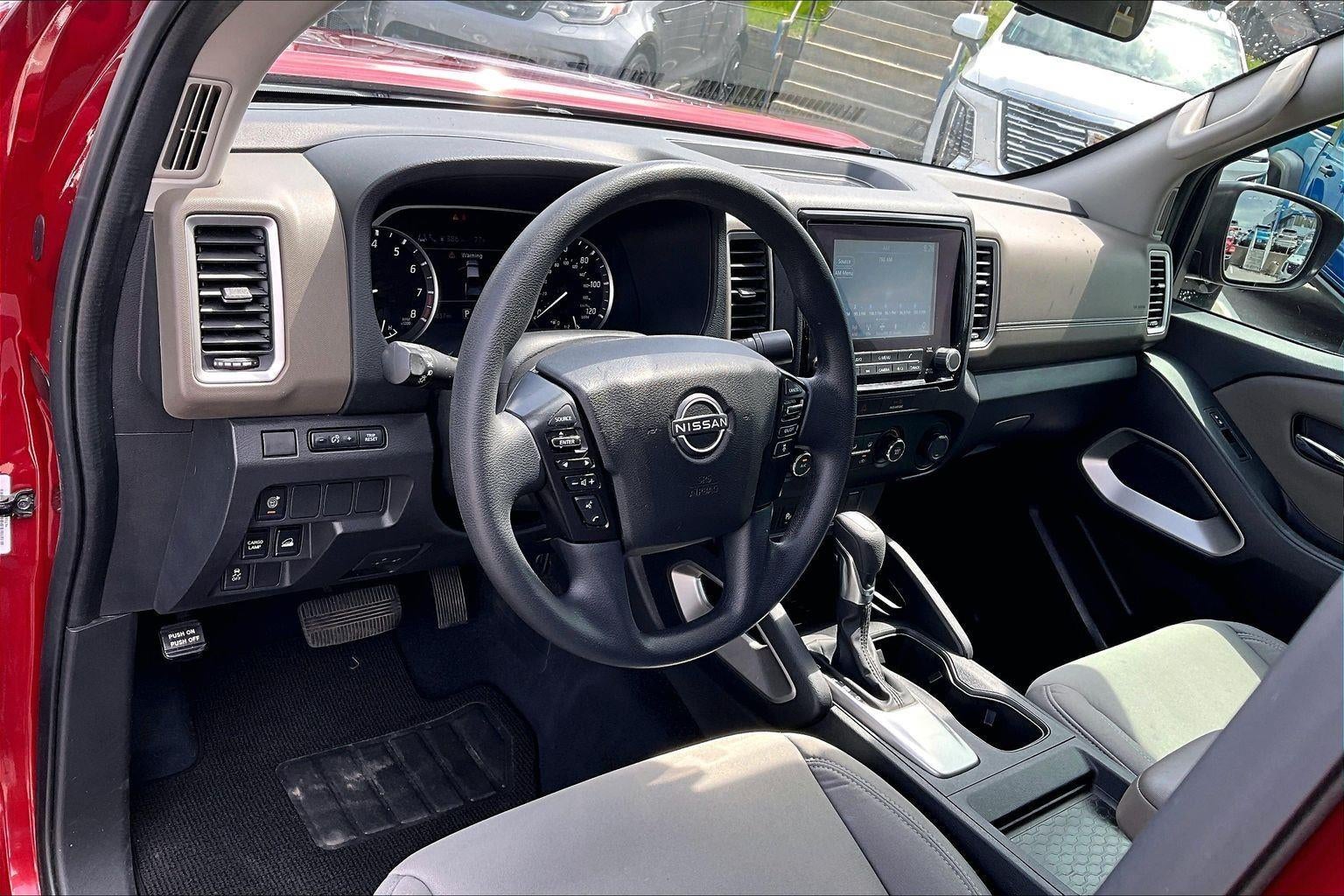 2023 Nissan Frontier SV