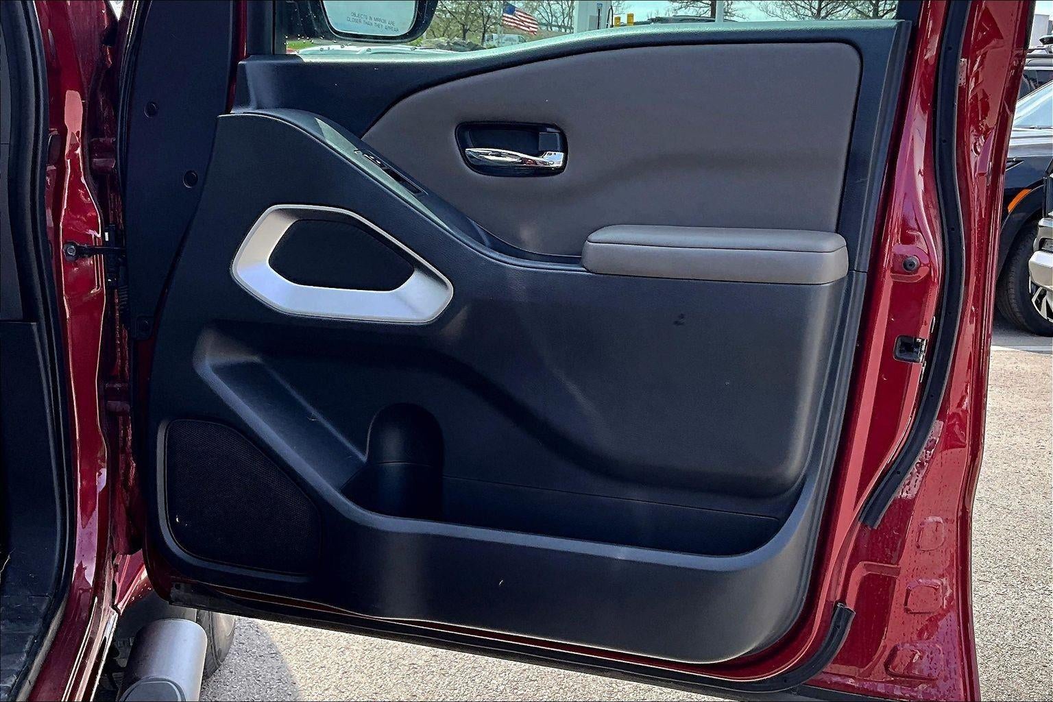 2023 Nissan Frontier SV