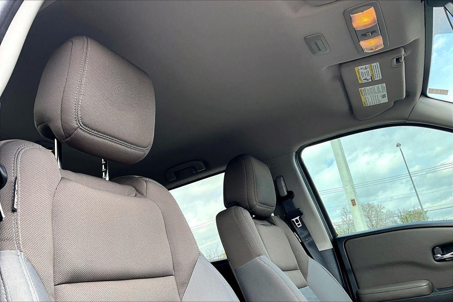 2023 Nissan Frontier SV