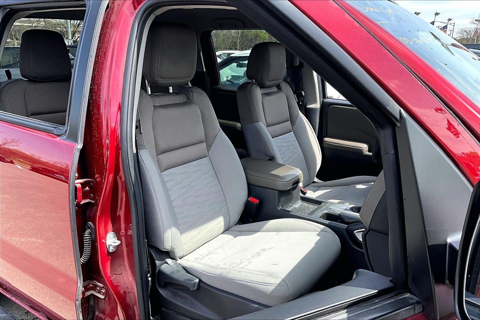 2023 Nissan Frontier SV